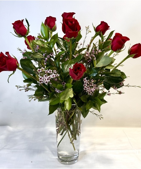 Red Rose Bouquets - Hand Designed In A Vase